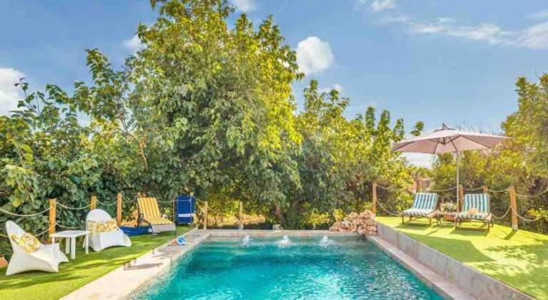 Fully equipped pleasant villa with yard, grill & private pool | Perfect for remote work | Pet-friendly in Palma de Mallorca
