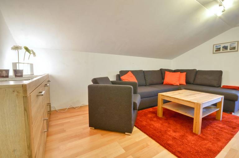Cosy and modern apartment, directly next to the ski-lift — photo 4