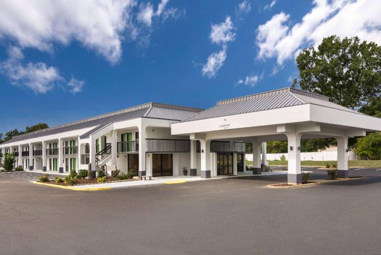 Quality Inn Emporia — photo 4
