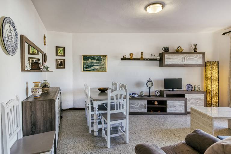 Apartment with patio | Mountain view — photo 5
