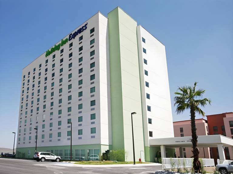Holiday Inn Express Saltillo Zona Aeropuerto By IHG