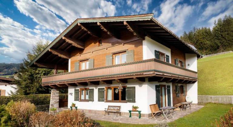 Vacation home with 5 rooms for 10 persons in Kitzbuhel