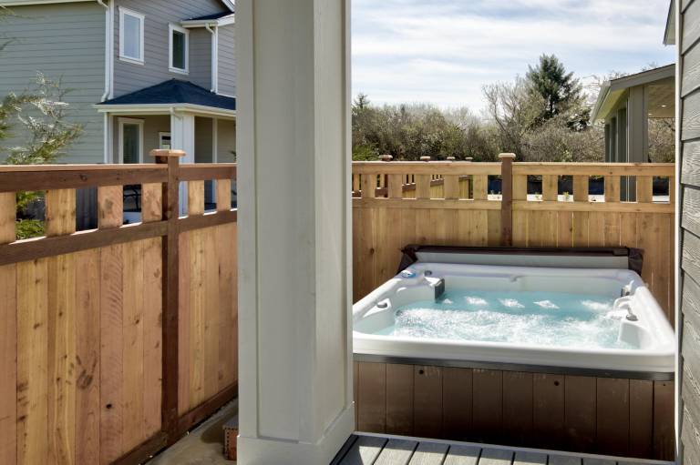 071 Bigfoot's Surf Chalet — photo 4