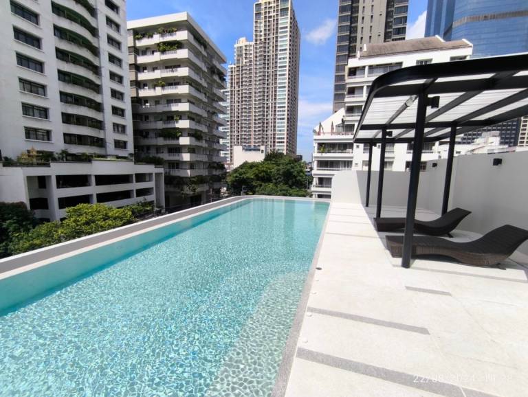 Serviced apartment with pool & terrace | Perfect for remote work | Pets are welcome — photo 3