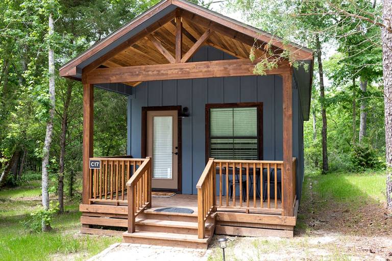 House  Livingston