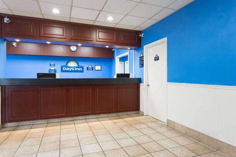 Days Inn by Wyndham Salisbury — photo 4
