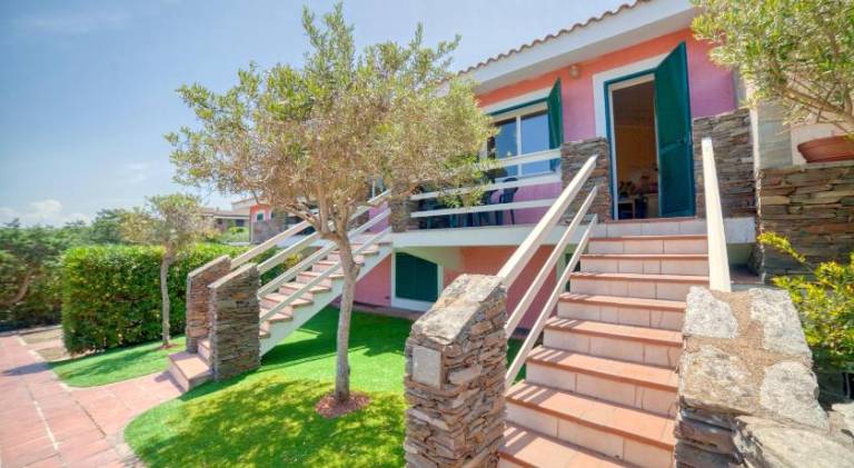 Holiday apartment with terrace in Stintino