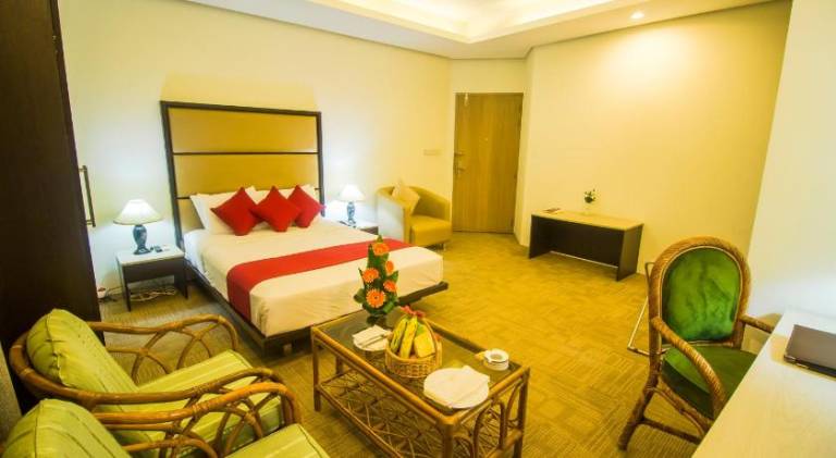Asia Pacific Hotel — photo 2