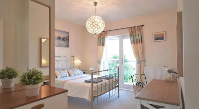 House with 3 rooms for 6 persons in Worthing