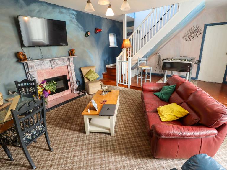 Family-oriented cottage with jacuzzi, barbeque & yard | Beach view | Close to the beach | Dogs allowed — photo 3