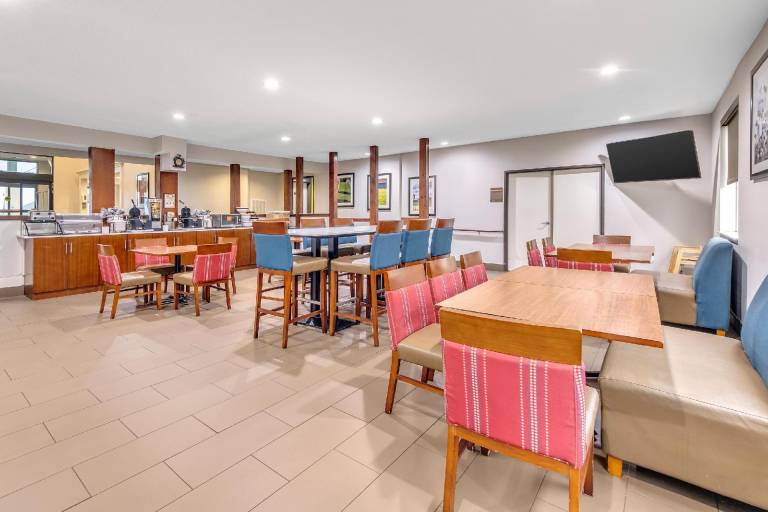 Comfort Inn Somerset - Lake Cumberland — photo 3