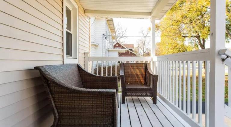 Great For Families DT Libertyville near Naval Base in Libertyville, IL