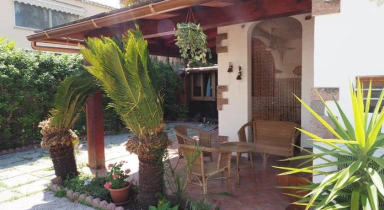 Vacation home with garden & barbecue — photo 3