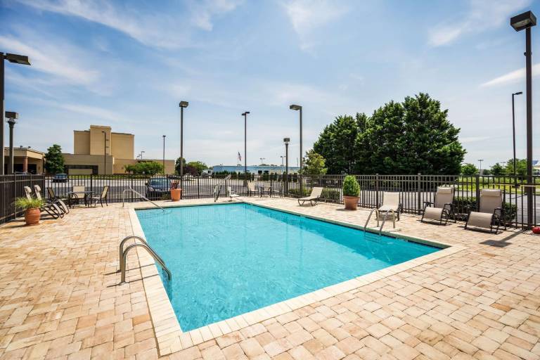 Hampton Inn Dover — photo 2