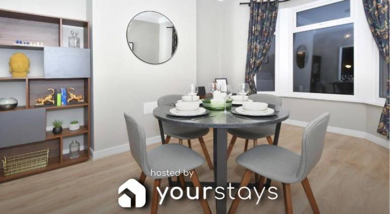 Rental apartment with 3 rooms for 6 persons in Crewe