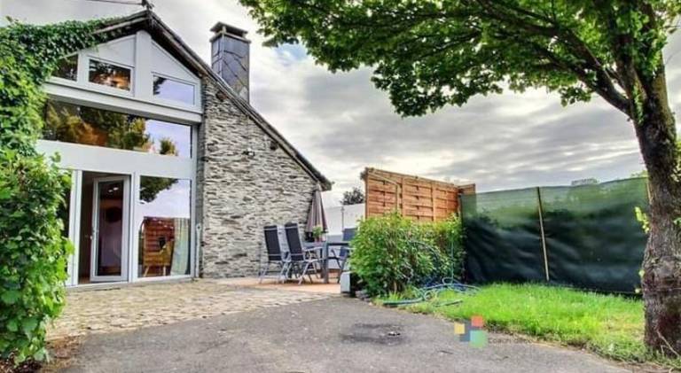 House with 3 rooms for 7 persons in Houffalize