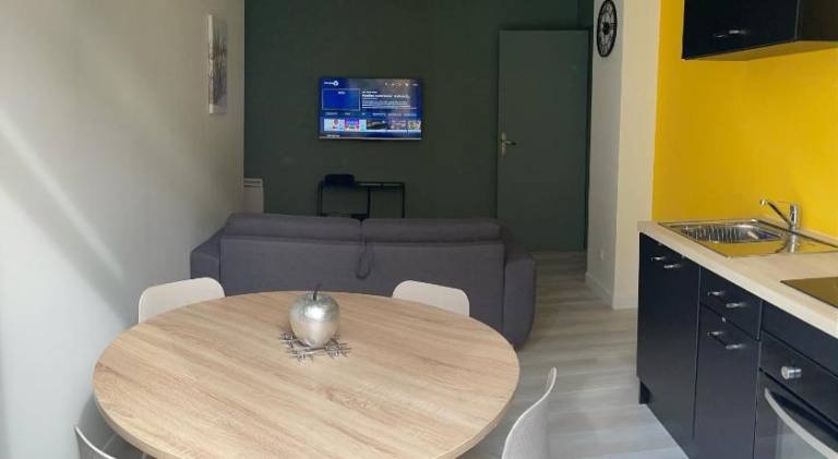 Apartment with 1 room for 2 persons in Aubenas