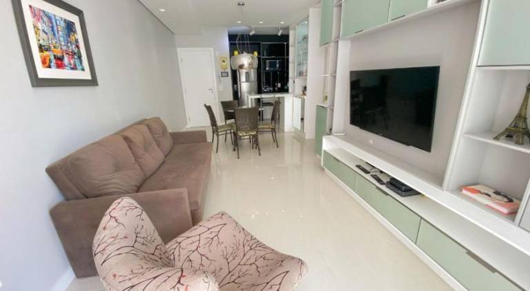 Apartment with pool — photo 2