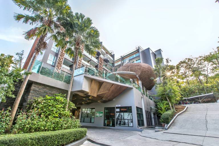 Emerald 215 Studio mit Balkon und Gemeinschaftspool