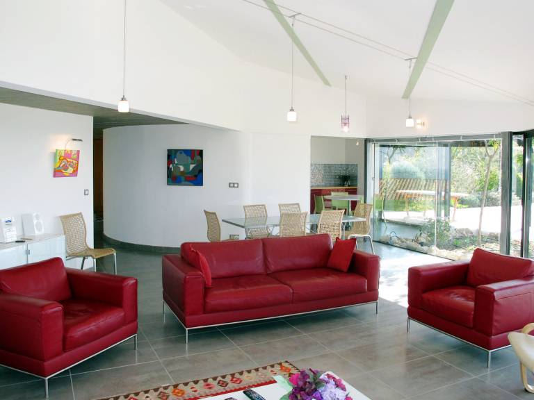 House with private pool, barbecue & patio | Sea view | Perfect for remote work — photo 3