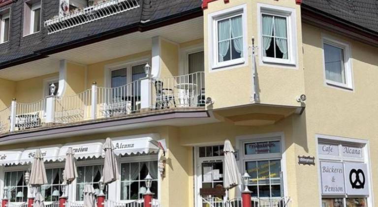 Cafe Backerei Pension Alcana Mirco Munch in Koblenz