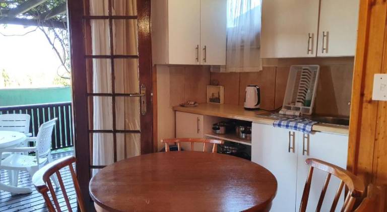 Lakeside Accommodation — photo 2