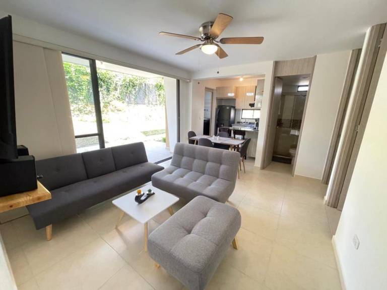 Rental apartment with jacuzzi & pool — photo 2