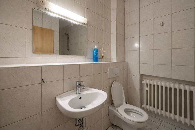AR Frankfurt Airport Terminal Hotel — photo 4