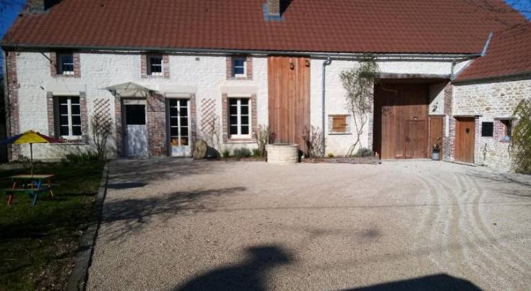 House with 5 rooms for 12 persons in Troyes