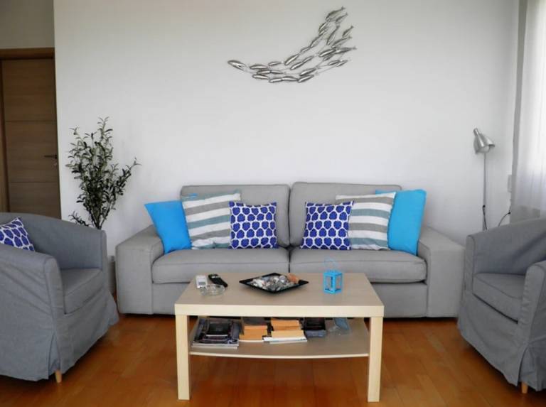 Child-friendly villa with yard, fast internet & terrace | Mountain view | Pet-friendly — photo 4