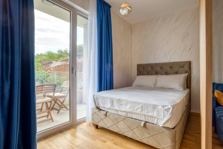Child-friendly pleasant studio | Mountain view | Beach nearby | Pets allowed — photo 3