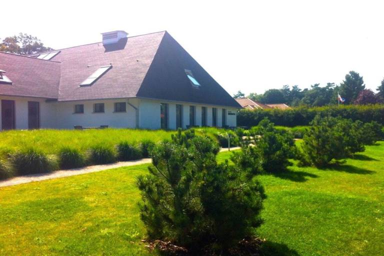 Vacation home with BBQ & terrace | Beach nearby | Dogs allowed — photo 4