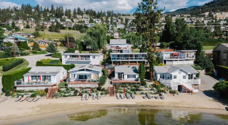 Resort  Peachland