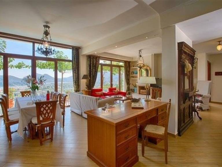 Fully equipped house with grill, yard & private pool | Pets are welcome — photo 4
