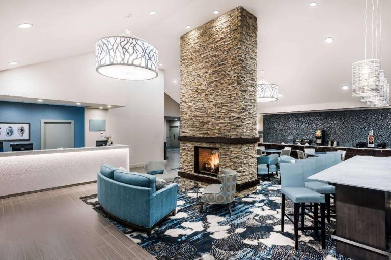 Howard Johnson by Wyndham Middletown Newport Area — photo 3