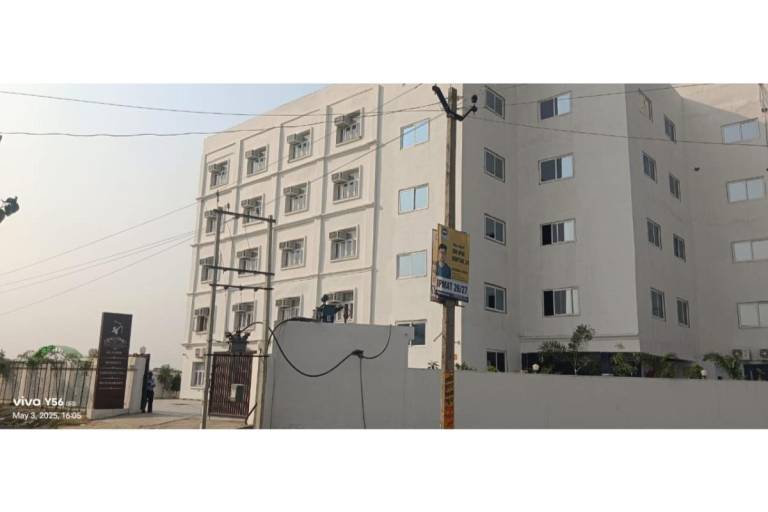 Hotel Ram Janki Palace