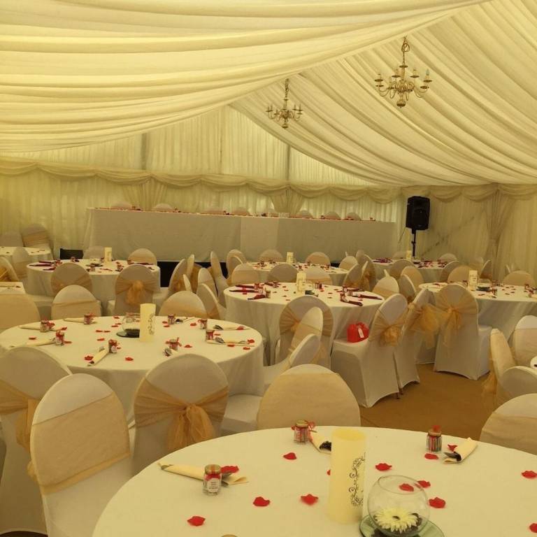 Wendover Arms Hotel — photo 4