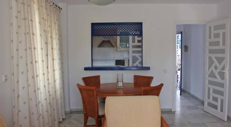 Holiday apartment with yard, terrace & pool — photo 3