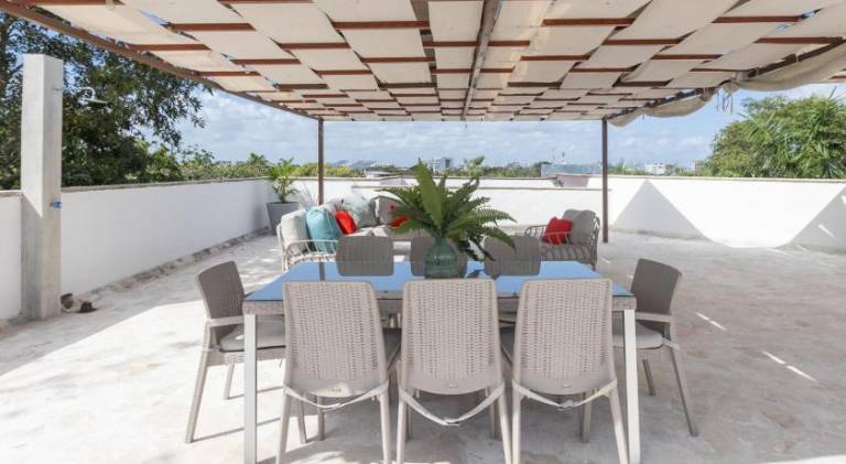 Ample vacation home with pool | Pets allowed — photo 4
