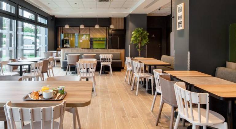 B&B HOTEL Paris Meudon Velizy — photo 5