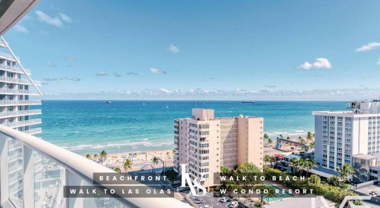 Vacation home with pool | Beach nearby | Pets allowed in Fort Lauderdale, FL