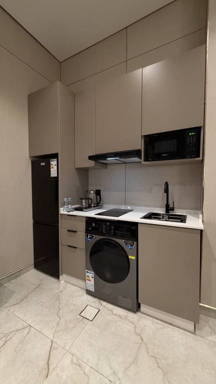 107 tara-JRE Jabal Al Lweibdeh with stunning view — photo 4