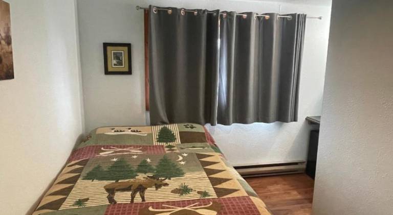 Brown Bear Saloon & Motel — photo 4