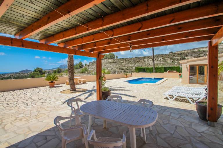 Villa with grill, patio & yard | Mountain view — photo 5
