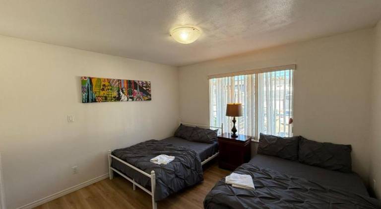Cozy Private Room near Langara College Skytrain Station in Vancouver, BC