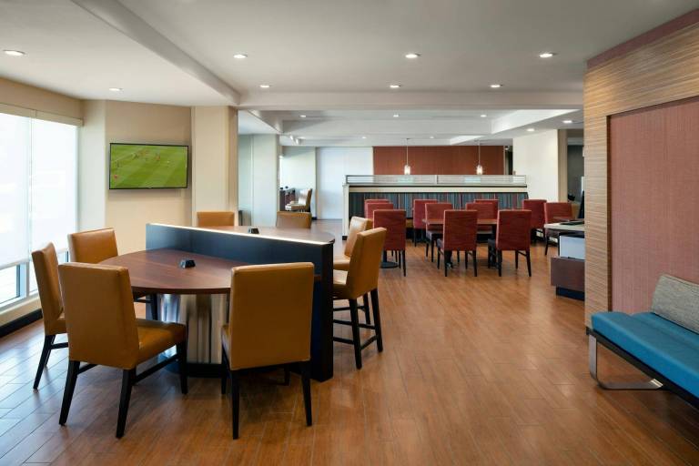 TownePlace Suites by Marriott Fresno Clovis — photo 3