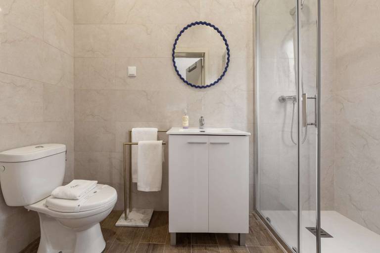 Fully equipped nice rental apartment | City view | Suitable for remote work | Dogs allowed — photo 4