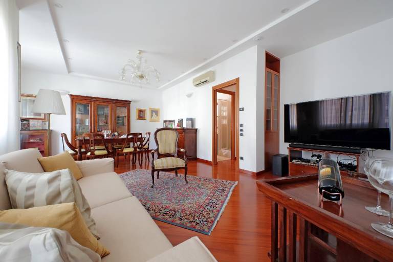 Rental apartment | Suitable for remote work in Rome