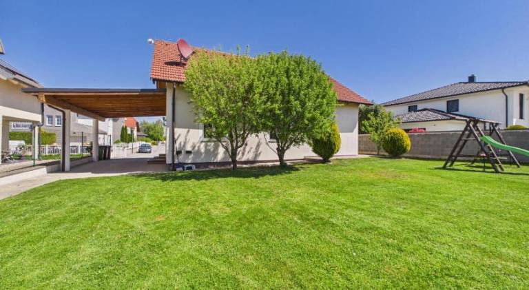 129 m&sup2; Villa