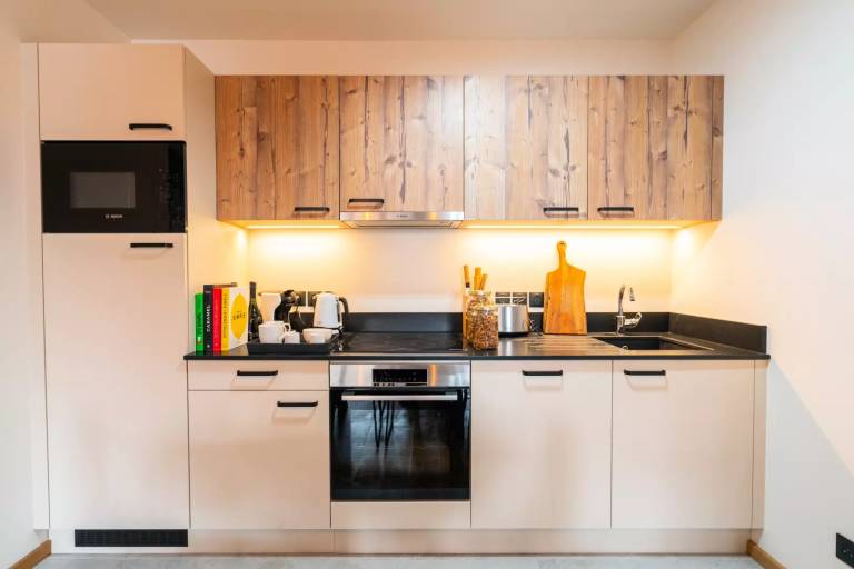 Beautiful apartment with terrace, hot tub & heated pool | Ski nearby | Dogs allowed — photo 3